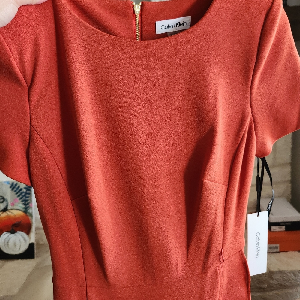 Dresses - Picture 4 of 4